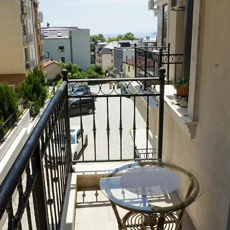 Sunny With Parking Near The Sea In Briz, By Flat Mаnаger Appartement *